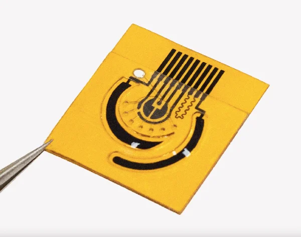 汗液傳感器的一個(gè)版本